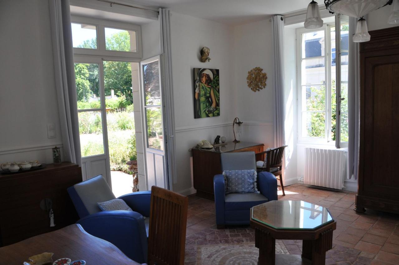 La Terrasse De L'Orangerie Du Chateau - Art Nouveau - Gite 2 Personnes Brain-sur-Allonnes Εξωτερικό φωτογραφία