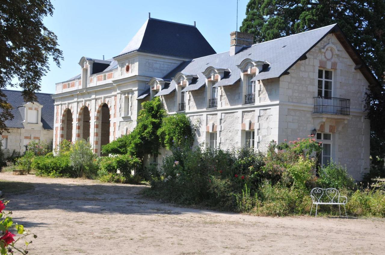 La Terrasse De L'Orangerie Du Chateau - Art Nouveau - Gite 2 Personnes Brain-sur-Allonnes Εξωτερικό φωτογραφία